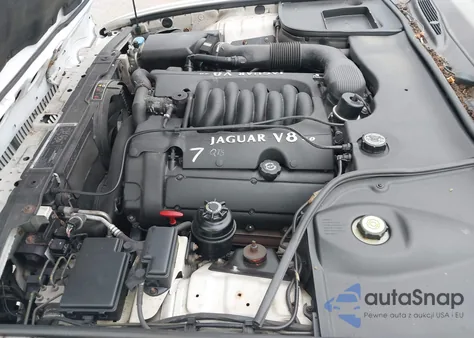 1998 Jaguar Xj8 z USA, uszkodzony, nr VIN SAJHX1241WC821895